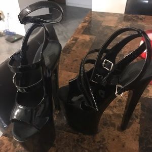 Platform dancer heels