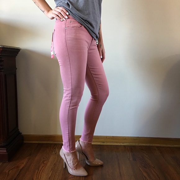 Rose mid-rise Frayed Hem Skinnies - Picture 2 of 4