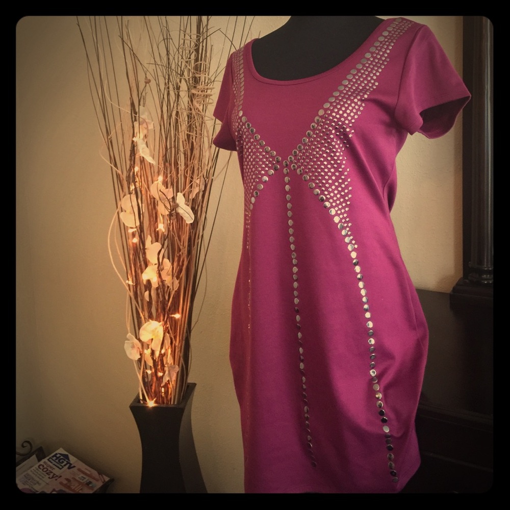 Outstanding Dress Dots