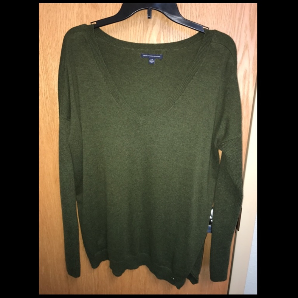 Navy Green American Eagle V Neck Sweater