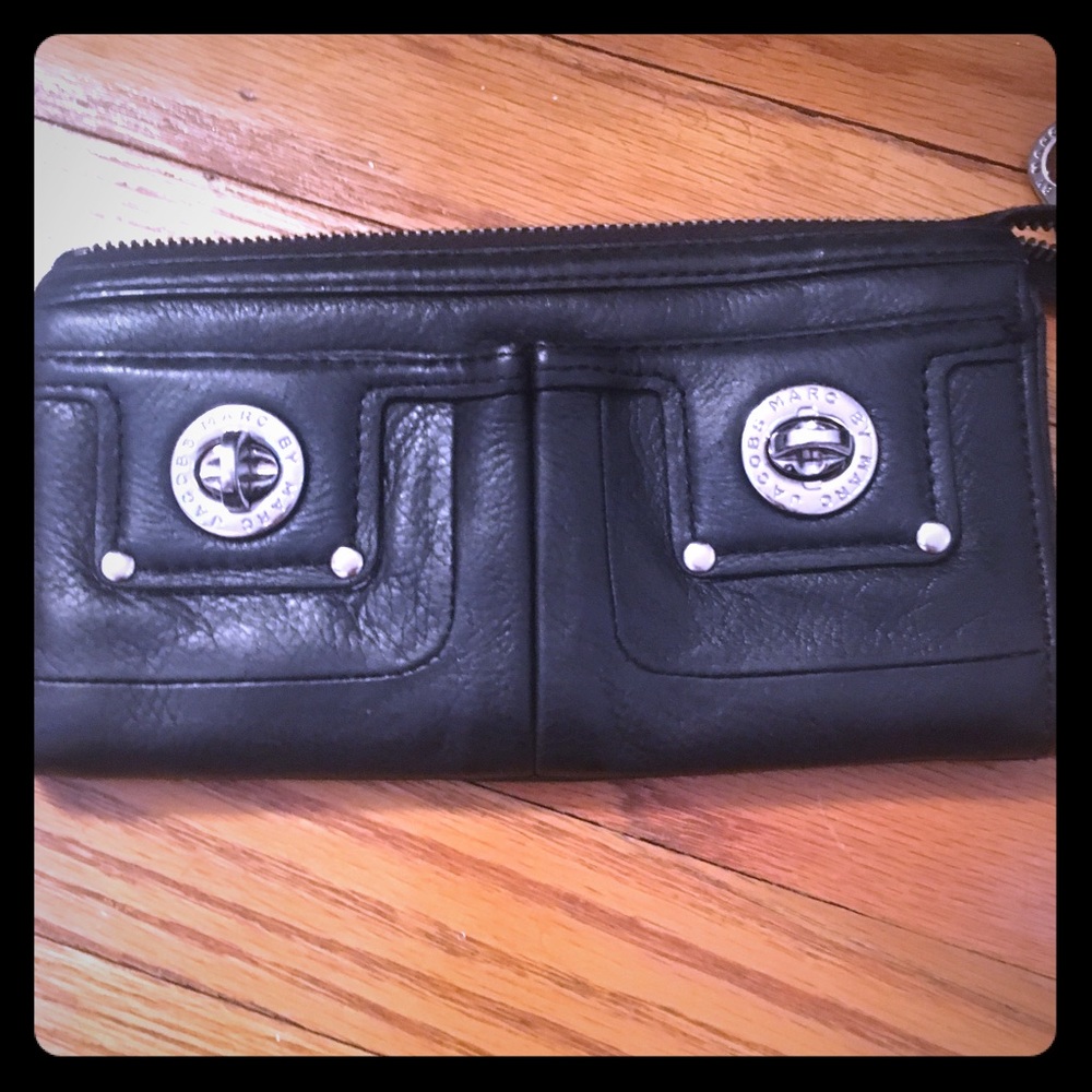 Marc Jacobs wallet