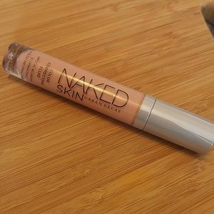 BRAND NEW Urban Decay Skin Correcting Fluid Peach