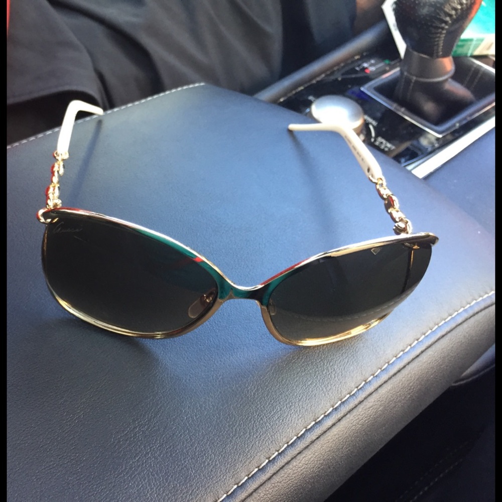 Gucci glasses