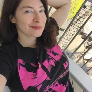 Meet your Posher, Paula