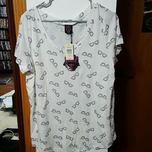 TORRID sunglasses print t shirt