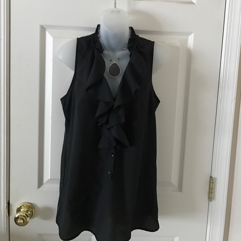Sleeveless chiffon shirt