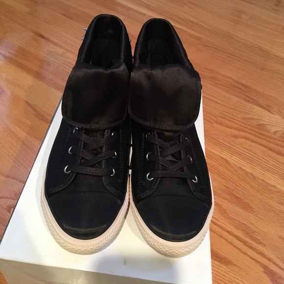 Aldo Studded Sneakers NEW WITH BOX - Picture 6 of 7