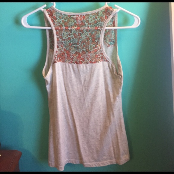 Tank top - Picture 2 of 2