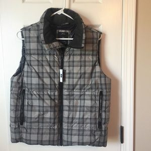 NWT Plaid Puffer Vest!
