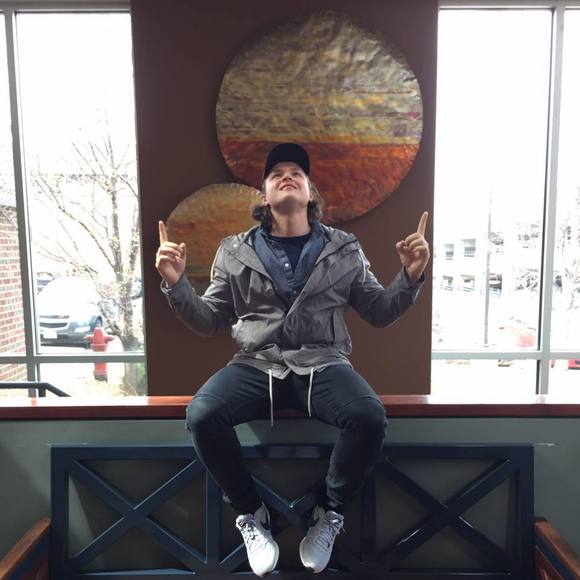 Meet your Posher, Dennis - Picture 1 of 1