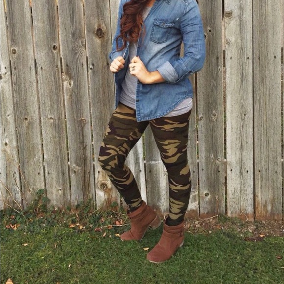 Camo Leggings - Picture 3 of 5