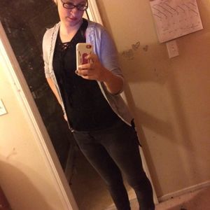 Meet your Posher, Kay