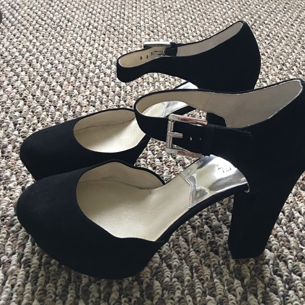 Michael Kors black suede heels NEVER WORN