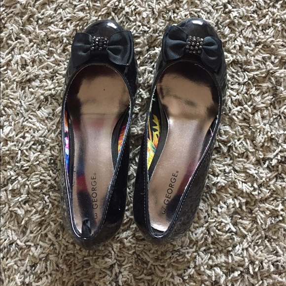 Girls hills - Picture 1 of 3