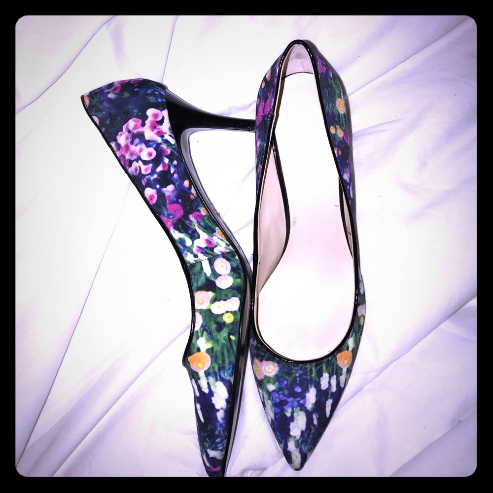 Floral Kitten Pumps