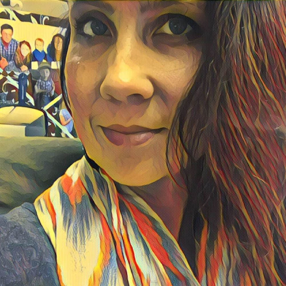 Meet your Posher, Crystal