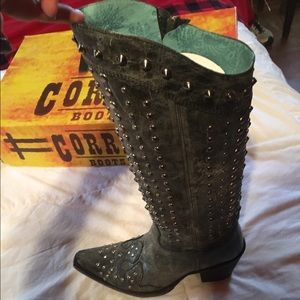 (((Hold for @hannahlynnand)))Corral studded boots