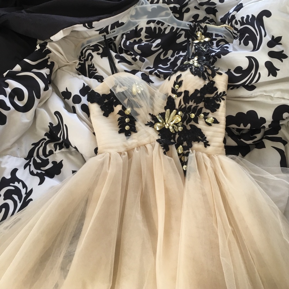 Prom/formal dress