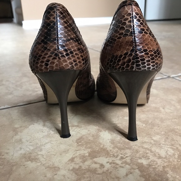 🔴SOLD🔴 Nine West snake skin leather pumps - Picture 3 of 7