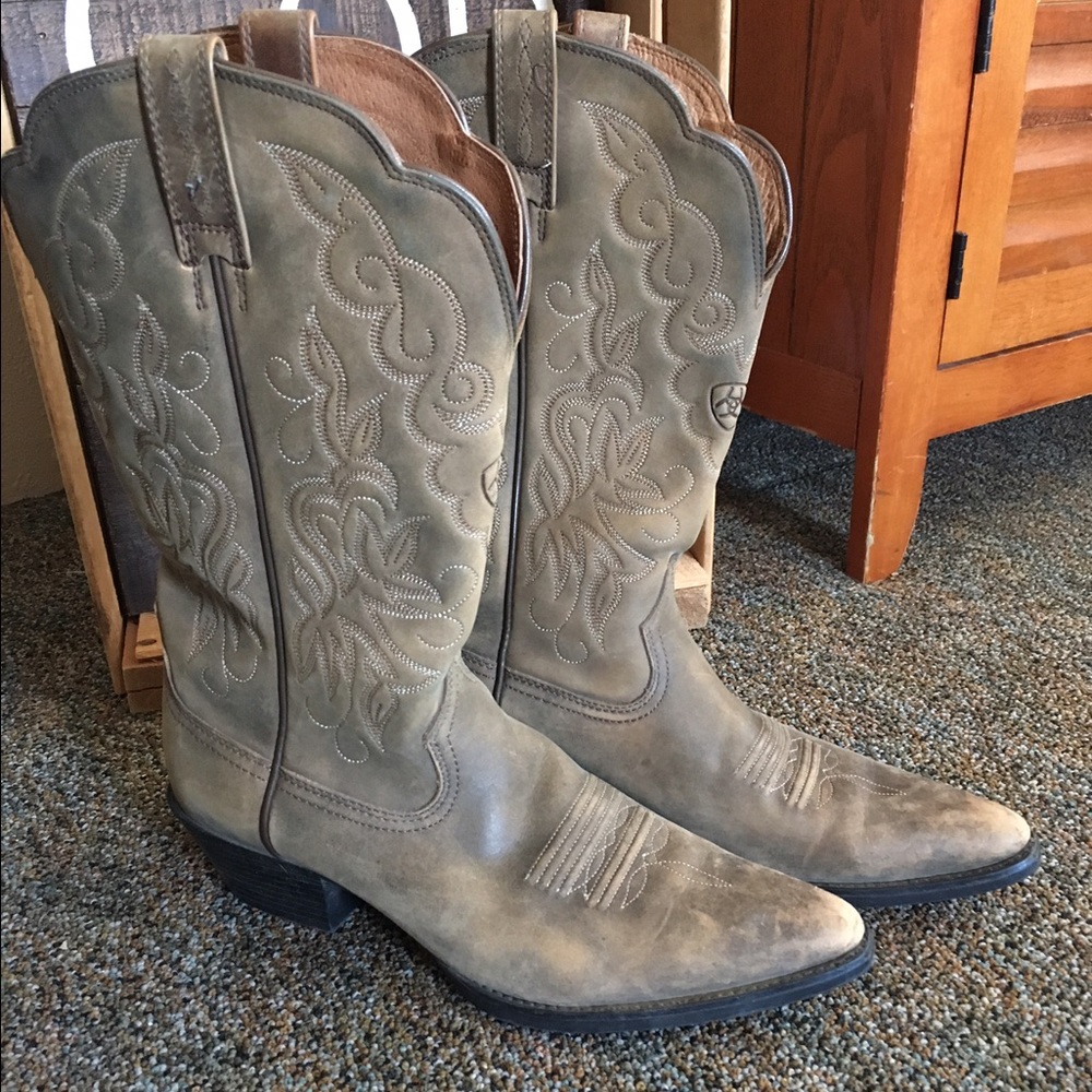 Ariat Cowboy Boots