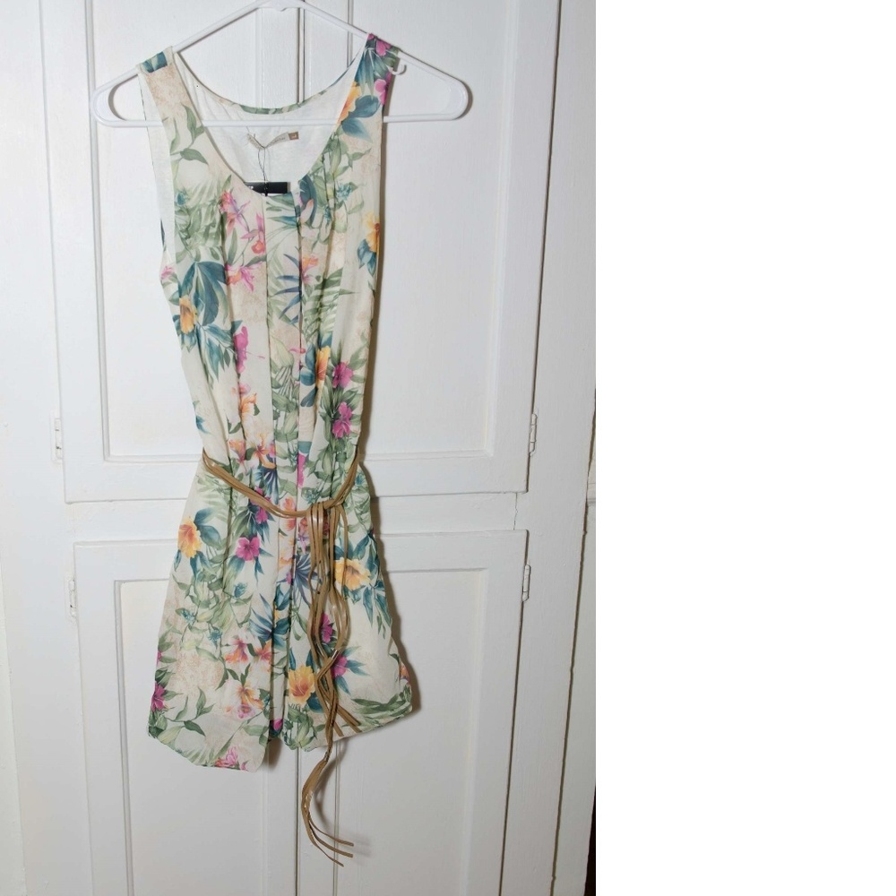 NWT Tropical Floral Bubble Hem Belted Dress /Spain