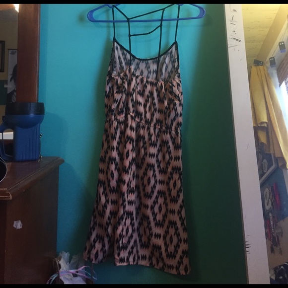 Colorfully patterned dress - Picture 2 of 2