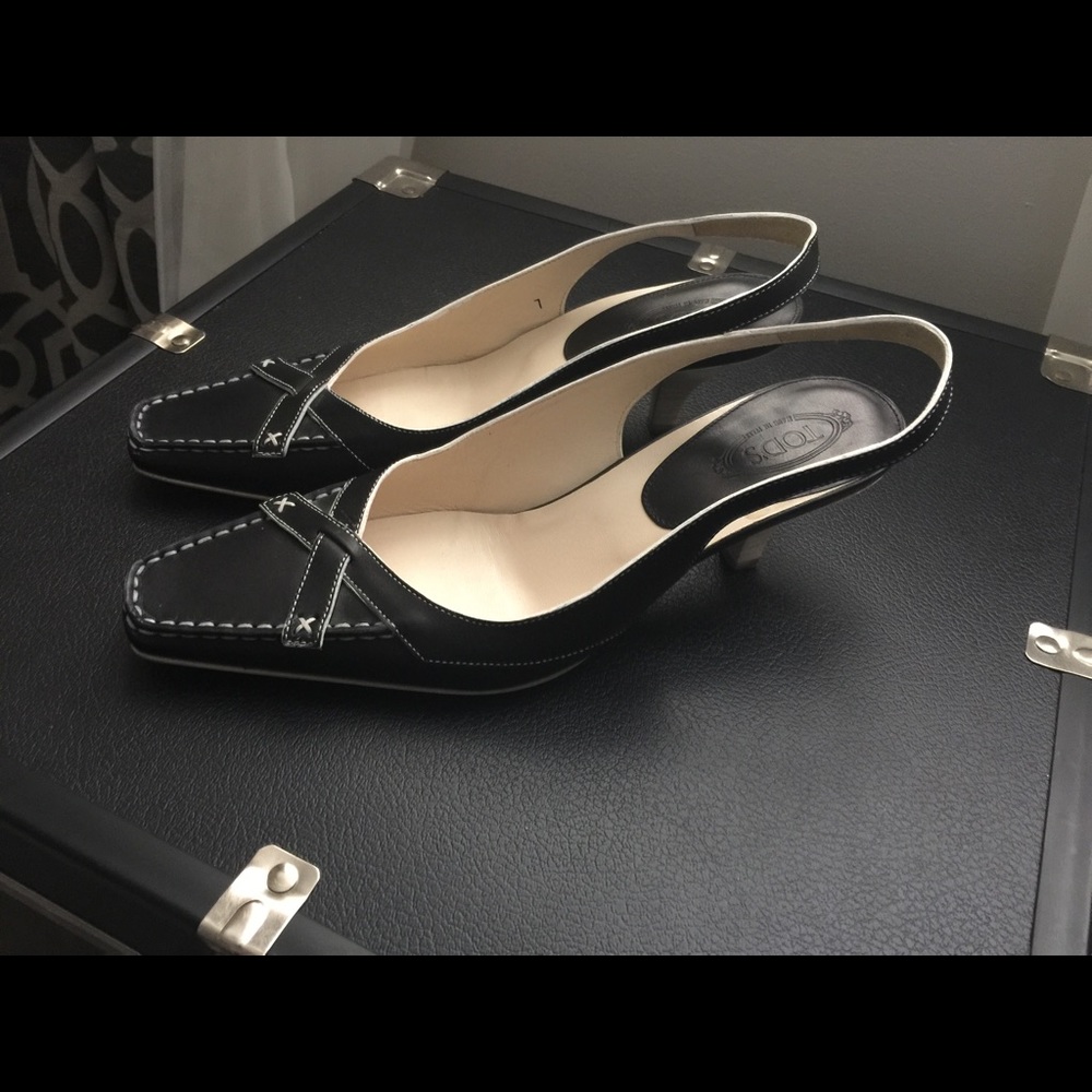 Tod's leather square toe slingback pumps