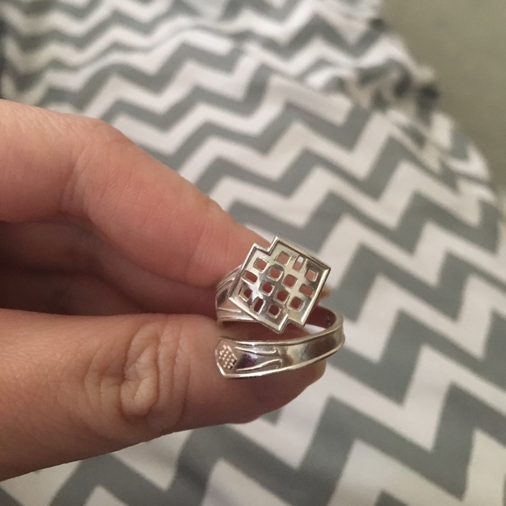 Alex and Ani endless knot spoon ring