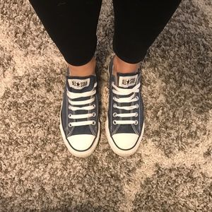 Navy blue converse low-tops women's size 7