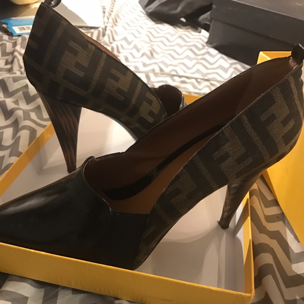 Fendi Decollete Zucca Jac Vit Spaz El Tabacco Nero