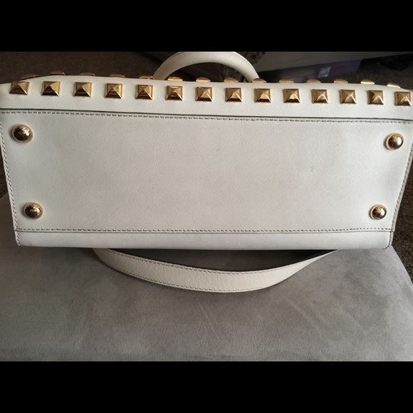 Michael Kors | Bags | Michael Kors Pyramid Studs Large  Michael Kors Large Hamilton Pyramid Stud Saffiano