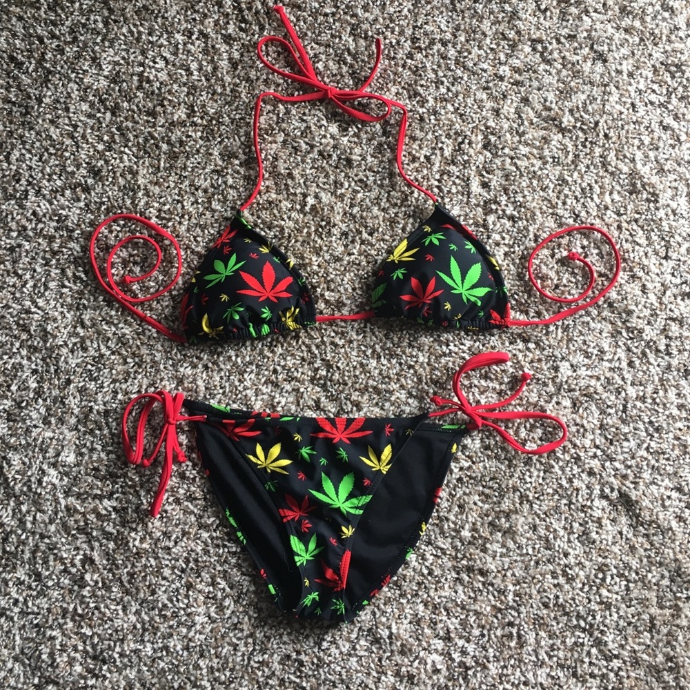 Marijuana bikini