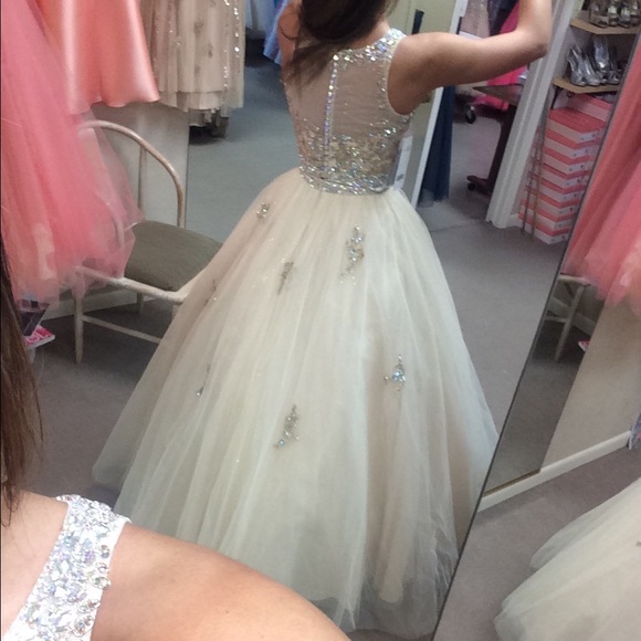 Prom Dress - Picture 3 of 3
