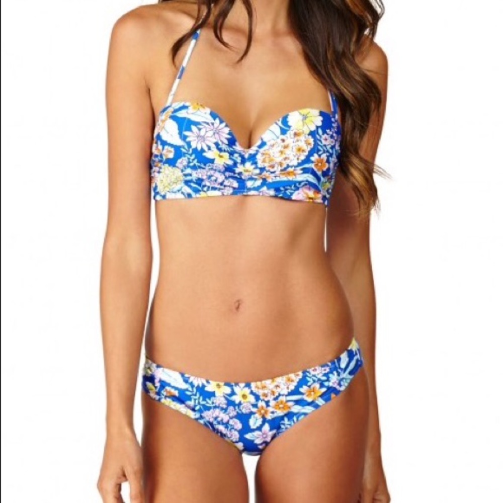 Radio Figi Bikini