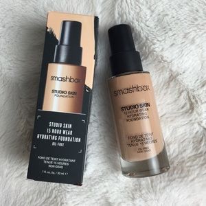 Smashbox foundation