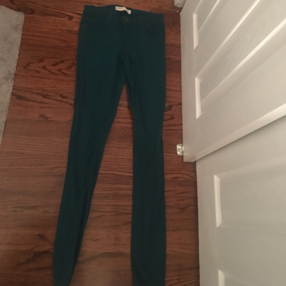 Skinny colored jean