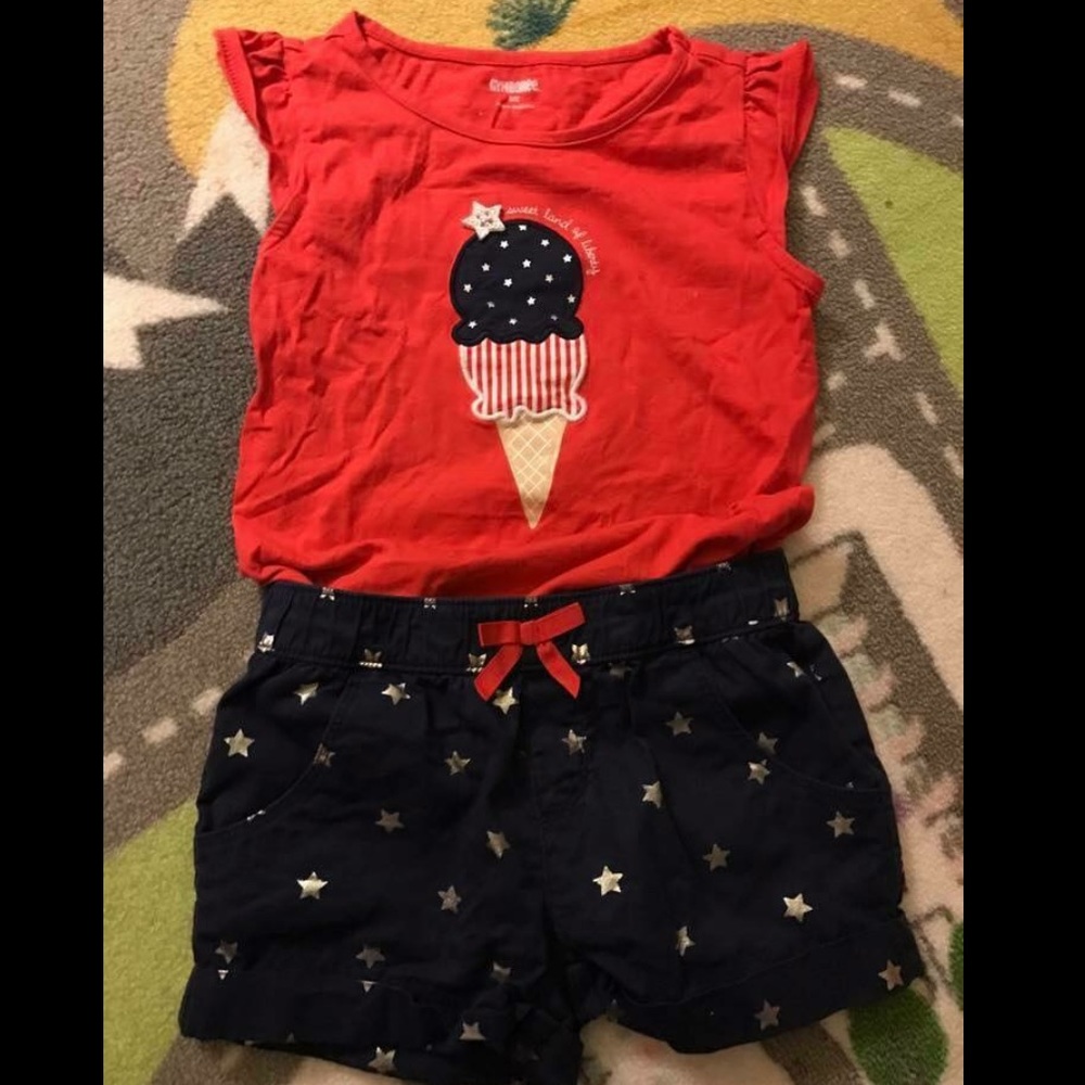 4th of July outfit size 5t EXCELLENT CONDITION