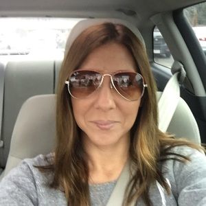 Meet your Posher, Danyell