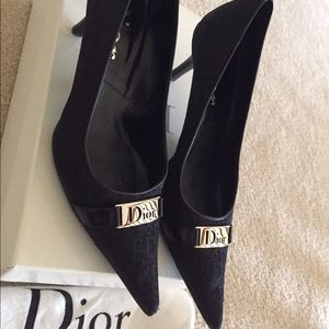 Dior black signature pointed toe pumps.