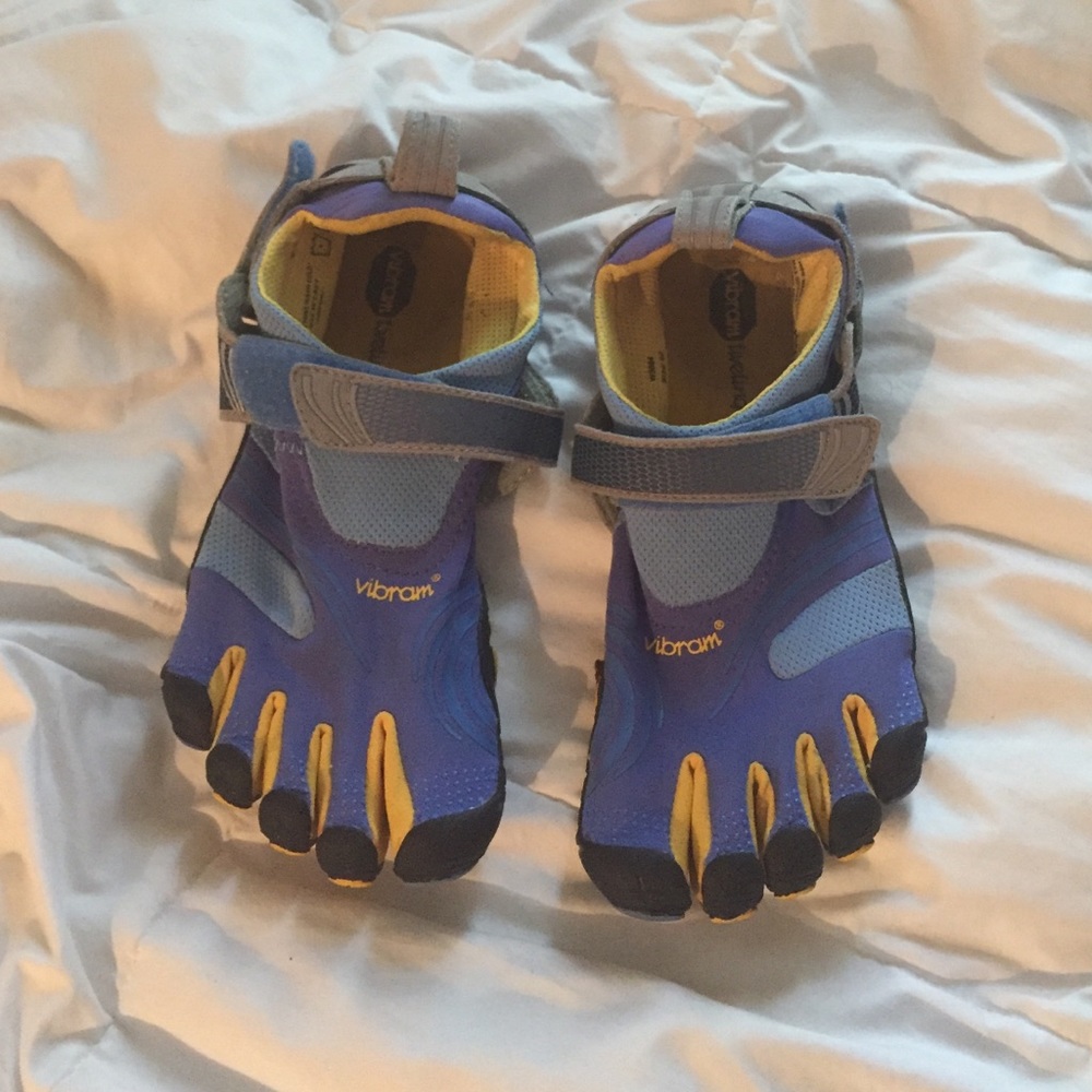 Vibram FiveFingers Toe shoes!