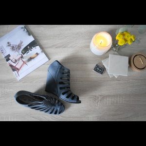 Coconuts Olivia Blue Gladiator Wedges