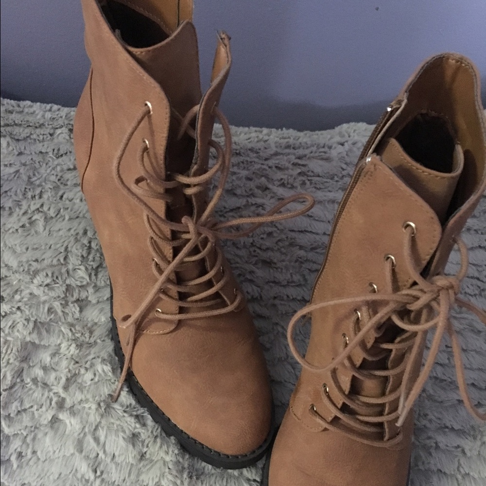 ankle boots