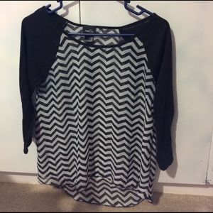 Rue 21 black and white shirt