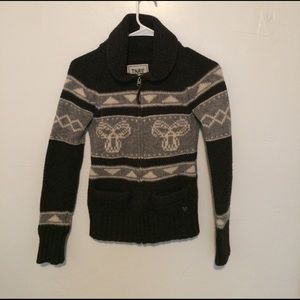 TNA wool sweater top
