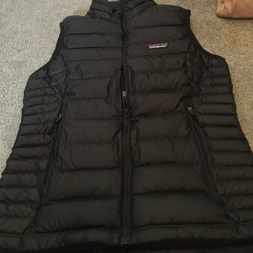 Black Patagonia fluffy vest