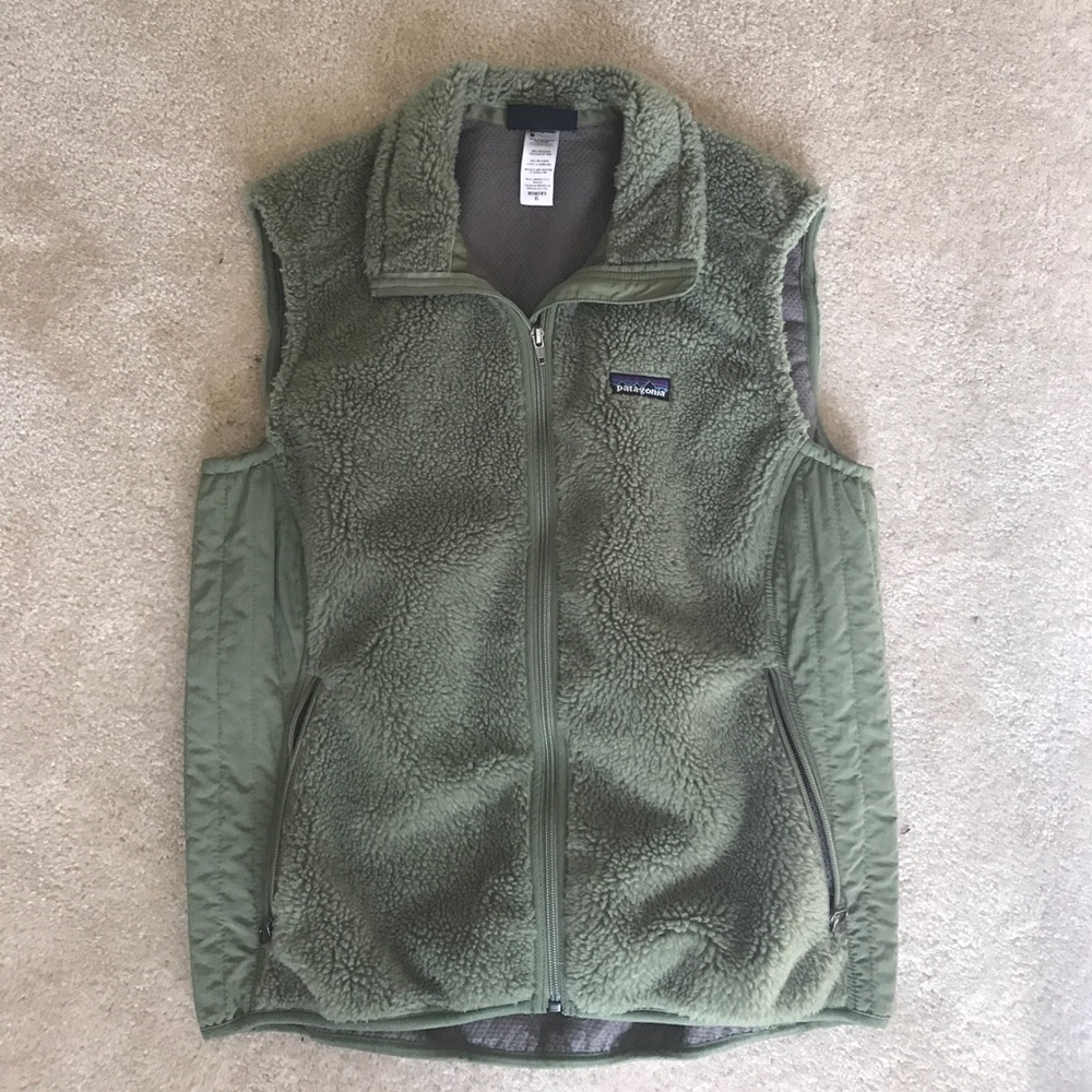 Patagonia Women's Retro X Fleece Vest --green, XL