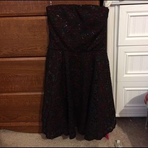 Love Reign black and red homecoming dress