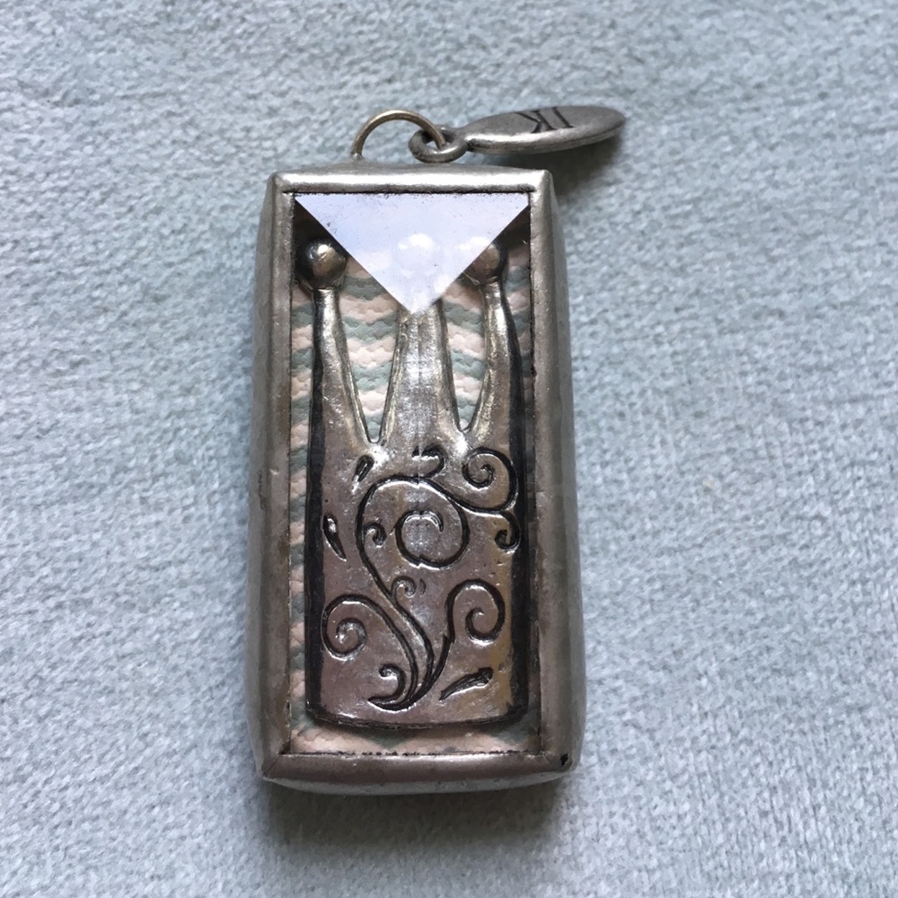 Jewel Kade charm