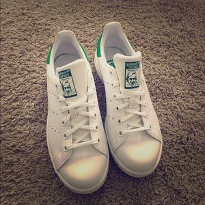 NWOT Adidas Stan Smith Sneakers