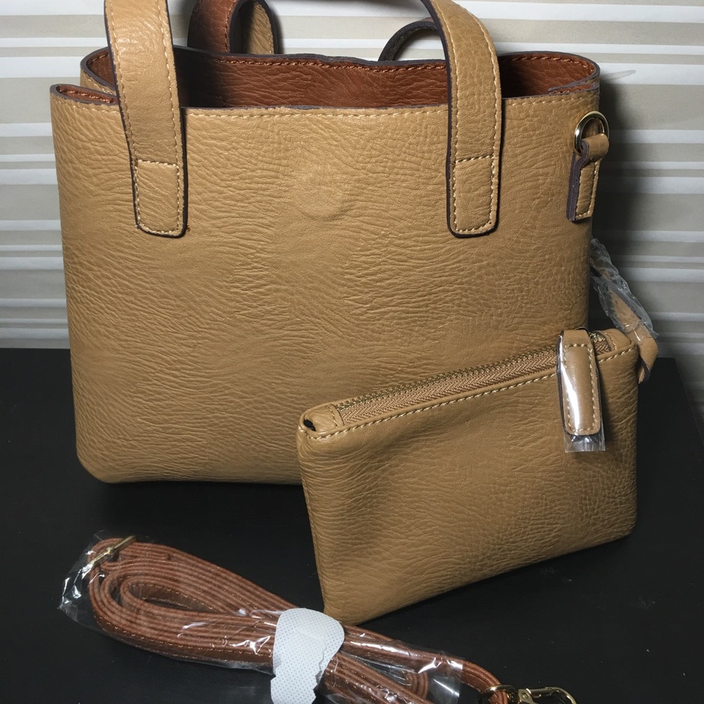 Street Level Crossbody Bag with pouch Tan